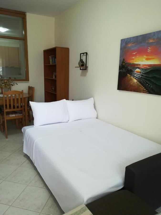 Apartment Ey Zhn Néa Khilí Extérieur photo